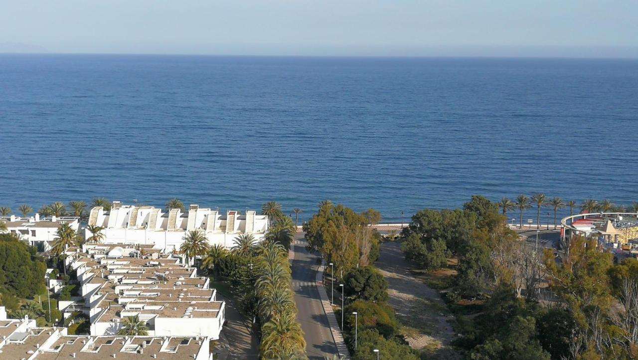 Alojamiento Con Vistas Al Mar アグアドゥルセ エクステリア 写真